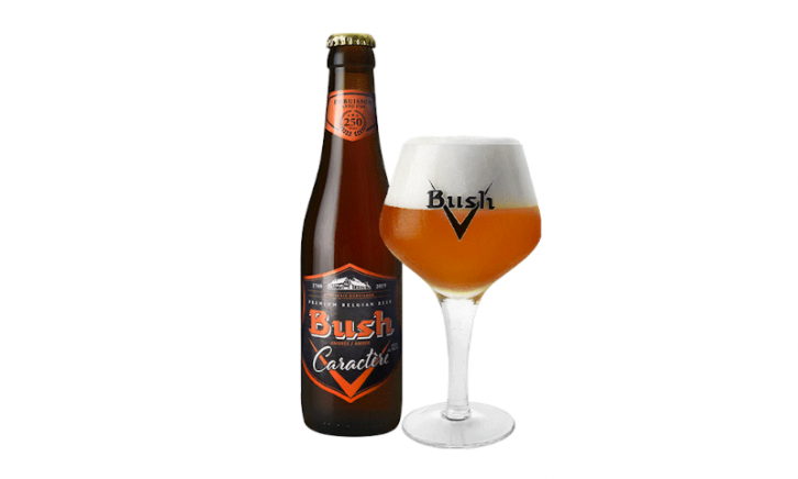 Bush Caractere flesje en glas Bush Caractere flesje en glas